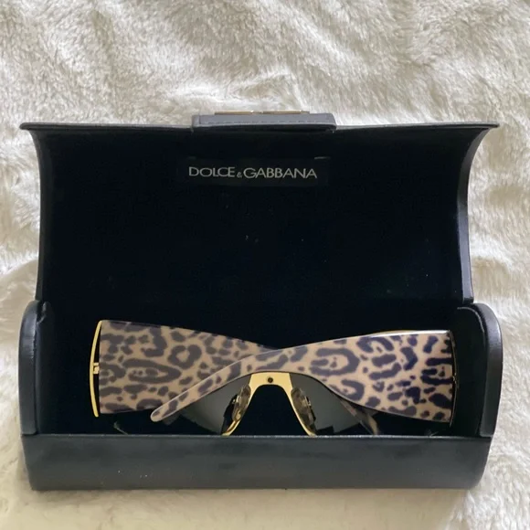 Genuine Dolce & Gabbana sunglasses - Picture 2 of 3